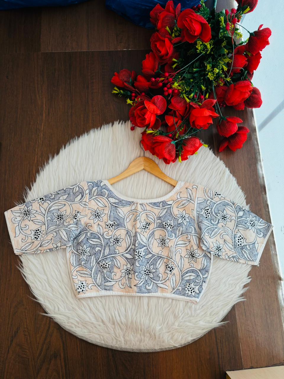 Soft Thoughts-Reverse Thread Blouse