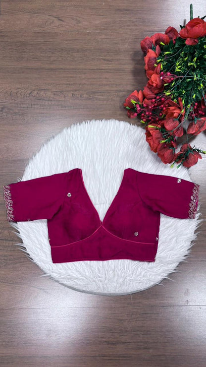 Mysterious Beauty -Fendy Silk Blouse