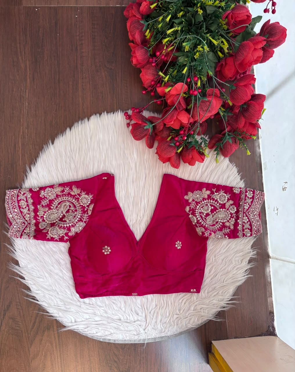 Queen Of The Evening  -Fendy Silk Blouse