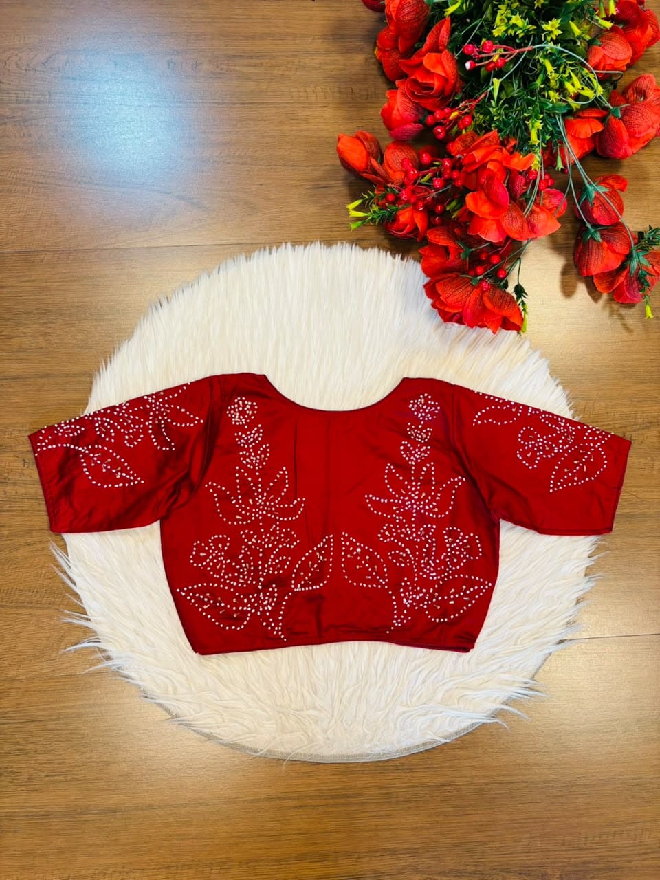 Infinite Stars Double Knot Stitch Blouse